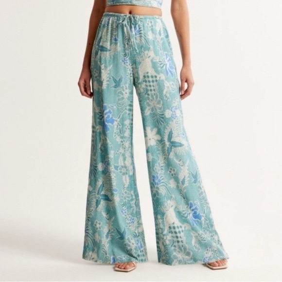 Abercrombie & Fitch Pants - Abercrombie & Fitch Teal Floral Wide-Leg Pants